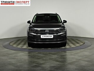 2021 Volkswagen Tiguan II Рестайлинг, серый, 2847000 рублей, вид 2