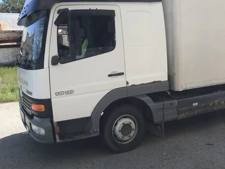 2003 Mercedes-Benz Atego, белый, 3000000 рублей, вид 4