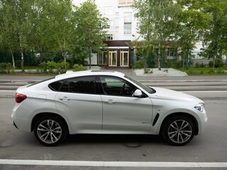 2017 BMW X6 40d II (F16), белый, 3900000 рублей, вид 4