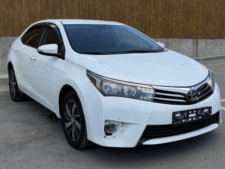 2014 Toyota Corolla XI (E160, E170, E180), белый, 1100000 рублей, вид 1