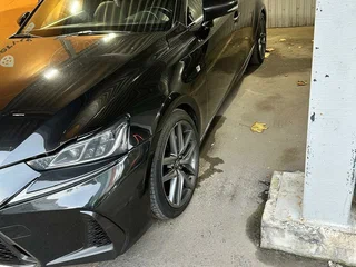 2018 Lexus IS 300 III Рестайлинг, чёрный, 2050000 рублей, вид 1