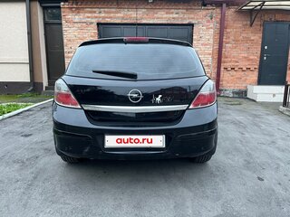 2010 Opel Astra H Рестайлинг, чёрный, 510000 рублей, вид 2