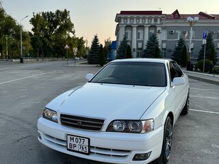 1999 Toyota Chaser VI (X100) Рестайлинг, белый, 1260000 рублей, вид 1