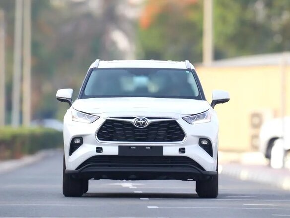 2026 Toyota Highlander IV (XU70), белый - вид 1