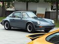 1983 Porsche 911 Targa II (911, 930), голубой