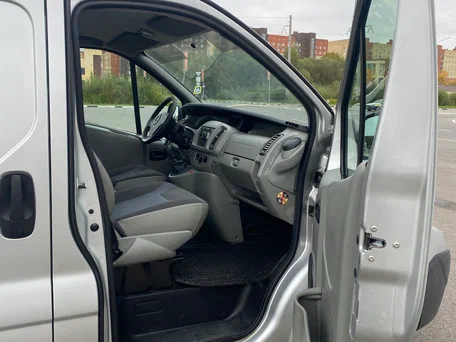 2006 Opel Vivaro, серебристый, 880000 рублей, вид 5