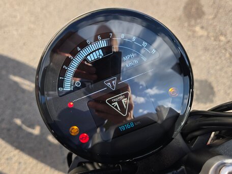 2022 Triumph Trident 660, серый, 720000 рублей, вид 5