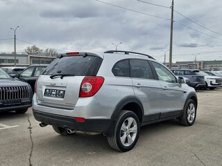 2012 Chevrolet Captiva I Рестайлинг, серебристый, 860000 рублей, вид 3