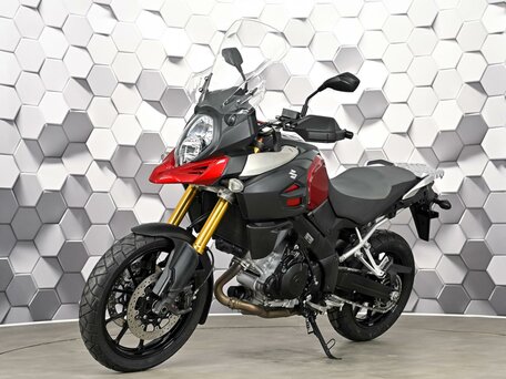 2020 Suzuki V-Strom 1000, красный, 675000 рублей, вид 2