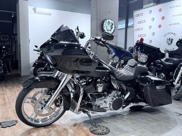 2017 Harley-Davidson Road Glide Special, чёрный, 1899000 рублей - вид 9