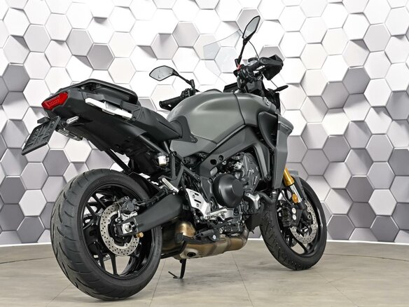 2021 Yamaha MT-09 Tracer (FJ-09), зелёный, 1299000 рублей - вид 6
