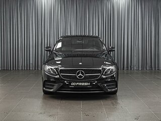 2019 Mercedes-Benz E-Класс 200 V (W213, S213, C238), чёрный, 3098000 рублей, вид 3
