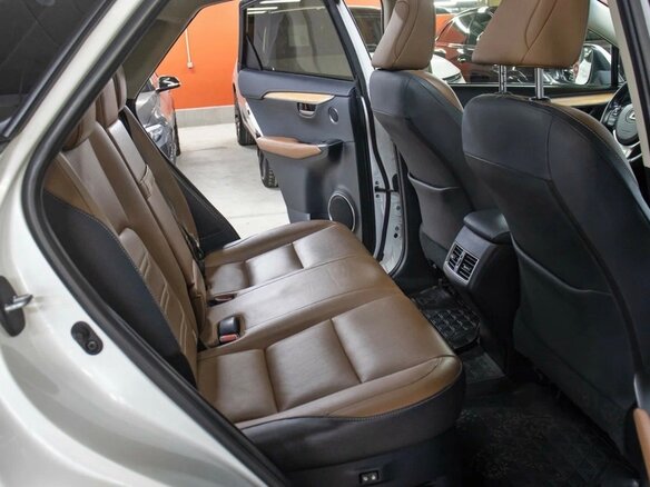 2017 Lexus NX 300h I, белый, 3260000 рублей - вид 7