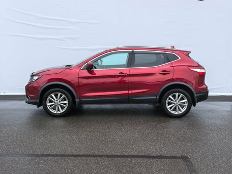 2017 Nissan Qashqai II, красный, 1620000 рублей, вид 3