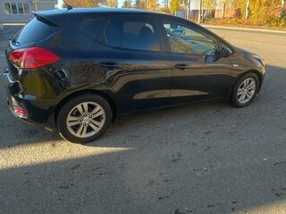 2015 Kia Ceed II Рестайлинг, чёрный, 900000 рублей, вид 2
