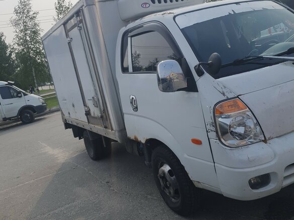 2011 Kia Bongo, белый, 580000 рублей - вид 1