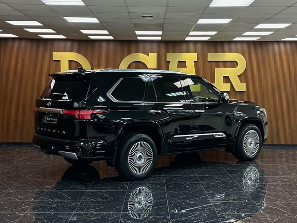 2024 Toyota Sequoia III, чёрный, 9481660 рублей - вид 5
