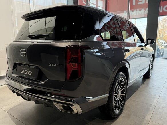 2026 GAC GS8 II, серый, 4904459 рублей - вид 2