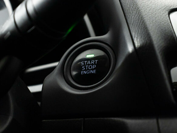 2013 Mazda 3 III (BM), чёрный, 1100000 рублей - вид 13
