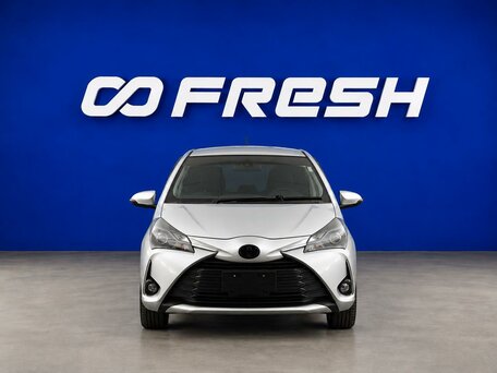 2018 Toyota Vitz III (XP130) Рестайлинг 2, серый, 999654 рублей, вид 3