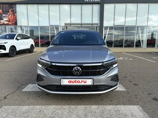 2021 Volkswagen Polo VI, серый, 1690000 рублей, вид 2