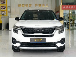 2022 Kia KX3, белый, 1800000 рублей, вид 2