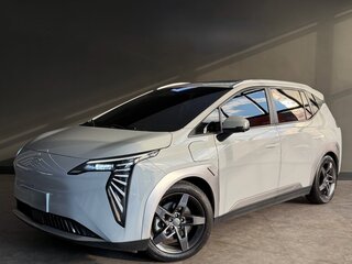 2024 Aion V Plus 72.1 kWh, белый, 1710000 рублей, вид 1