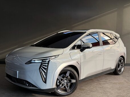 2024 Aion V Plus 72.1 kWh, белый, 1710000 рублей, вид 1