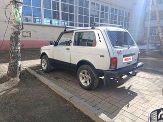 2003 Lada (ВАЗ) 2121 (4x4) I Рестайлинг, белый, 300000 рублей, вид 4