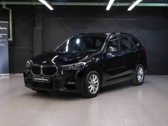 2021 BMW X1 20i xDrive II (F48) Рестайлинг, чёрный, 2289000 рублей