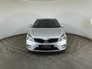 2011 Kia Ceed I Рестайлинг, серебристый, 690000 рублей, вид 2