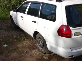 1999 Nissan AD II, белый, 180000 рублей, вид 5