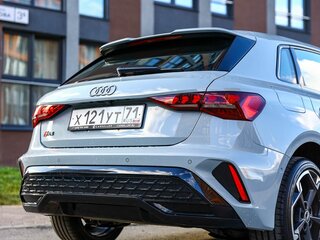 2025 Audi A3 Sportback 35 TFSI IV (8Y) Рестайлинг, серый, 3500000 рублей, вид 4