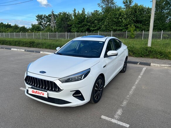 2023 JAC J7 I, белый, 925000 рублей