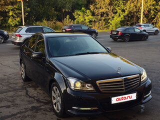 2011 Mercedes-Benz C-Класс 180 BlueEFFICIENCY III (W204) Рестайлинг, чёрный, 1500000 рублей, вид 2