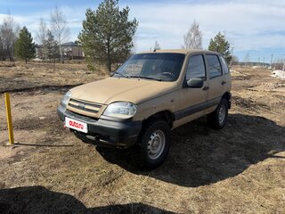 2004 Chevrolet Niva I, бежевый, 220000 рублей, вид 1