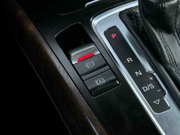 2015 Audi A4 IV (B8) Рестайлинг, синий, 1529000 рублей - вид 15