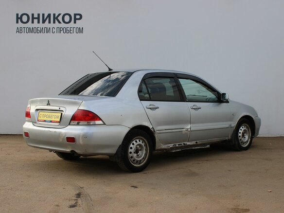 2005 Mitsubishi Lancer IX, серый, 239000 рублей - вид 4