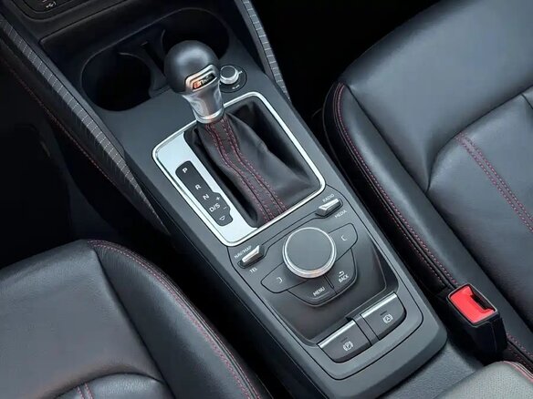 2023 Audi Q2 L 35 TFSI I Рестайлинг, белый, 1870000 рублей - вид 9