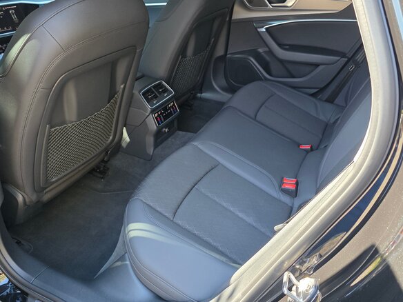 2020 Audi A6 40 TDI V (C8), чёрный, 3820000 рублей - вид 14