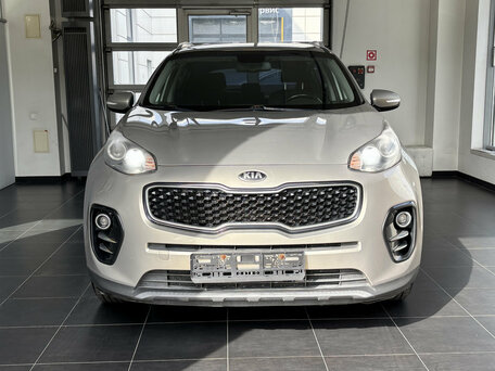 2017 Kia Sportage IV, серебристый, 1500000 рублей, вид 2