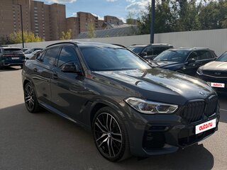 2022 BMW X6 40d III (G06), чёрный, 9500000 рублей, вид 3