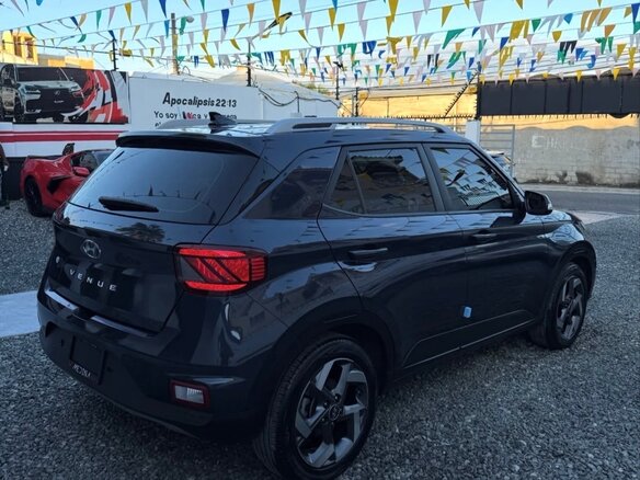 2020 Hyundai Venue I, чёрный - вид 3