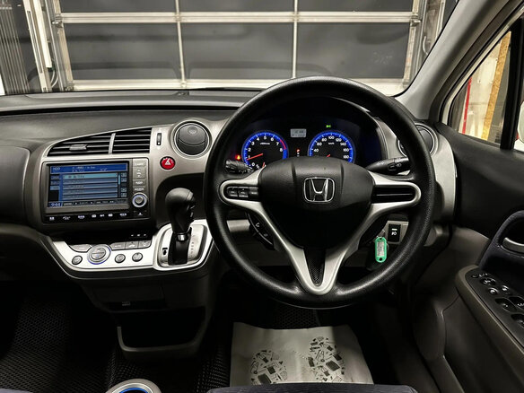 2009 Honda Stream II Рестайлинг, белый, 1290000 рублей - вид 10