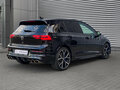 2021 Volkswagen Golf R VIII, чёрный, 4550000 рублей - вид 4