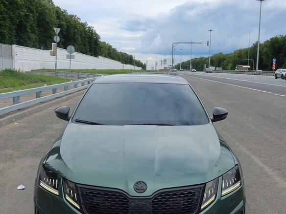 2020 Skoda Octavia III (A7) Рестайлинг, зелёный - вид 1