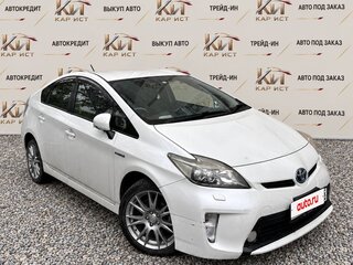 2012 Toyota Prius III Рестайлинг (XW30), белый, 1000000 рублей, вид 3