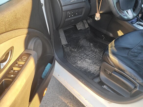 2011 Renault Fluence I, белый, 530000 рублей - вид 6