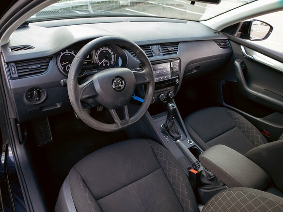 2020 Skoda Octavia III (A7) Рестайлинг, чёрный, 1695000 рублей - вид 12