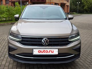 2022 Volkswagen Tiguan II Рестайлинг, бежевый, 3150000 рублей, вид 1